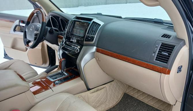 Toyota Land Cruiser 200 Series Рестайлинг 1 с пробегом 2012 года, цена 3 128 000 рублей, 298524 км, внедорожник, Автокод Объявления