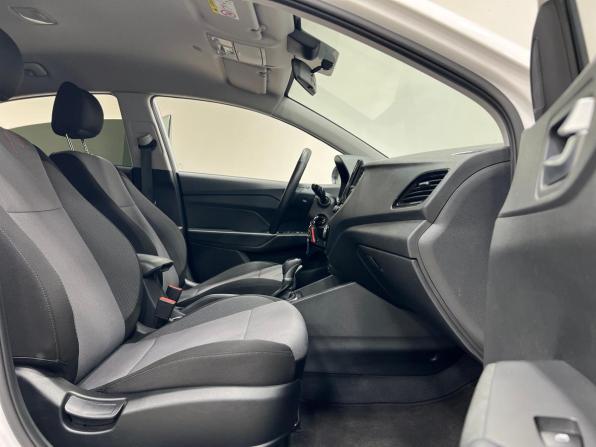 Hyundai Solaris II Рестайлинг с пробегом 2021 года, цена 1 699 000 рублей, 74000 км, седан, Автокод Объявления