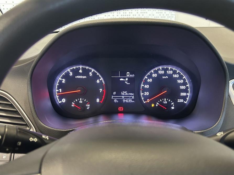Hyundai Solaris II Москва  - изображение 10