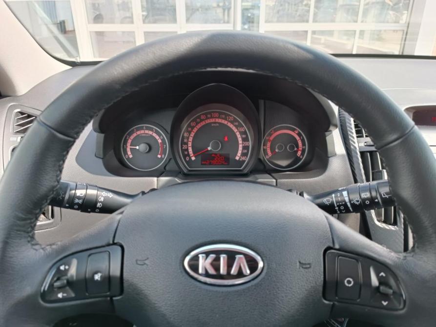 Kia Ceed I Рестайлинг Санкт-Петербург  - изображение 14