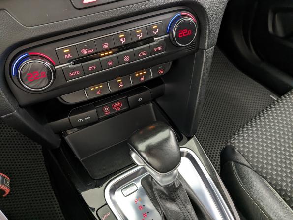 Kia Ceed III с пробегом 2018 года, цена 1 500 000 рублей, 128145 км, хэтчбек, Автокод Объявления