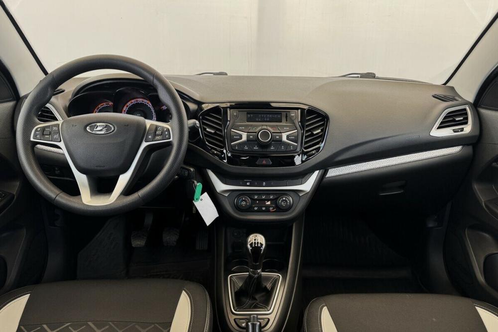 Lada (ВАЗ) Vesta I Москва  - изображение 5