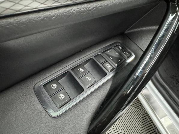 Lada (ВАЗ) Vesta I Рестайлинг (NG) с пробегом 2024 года, цена 1 385 000 рублей, 10633 км, универсал, Автокод Объявления