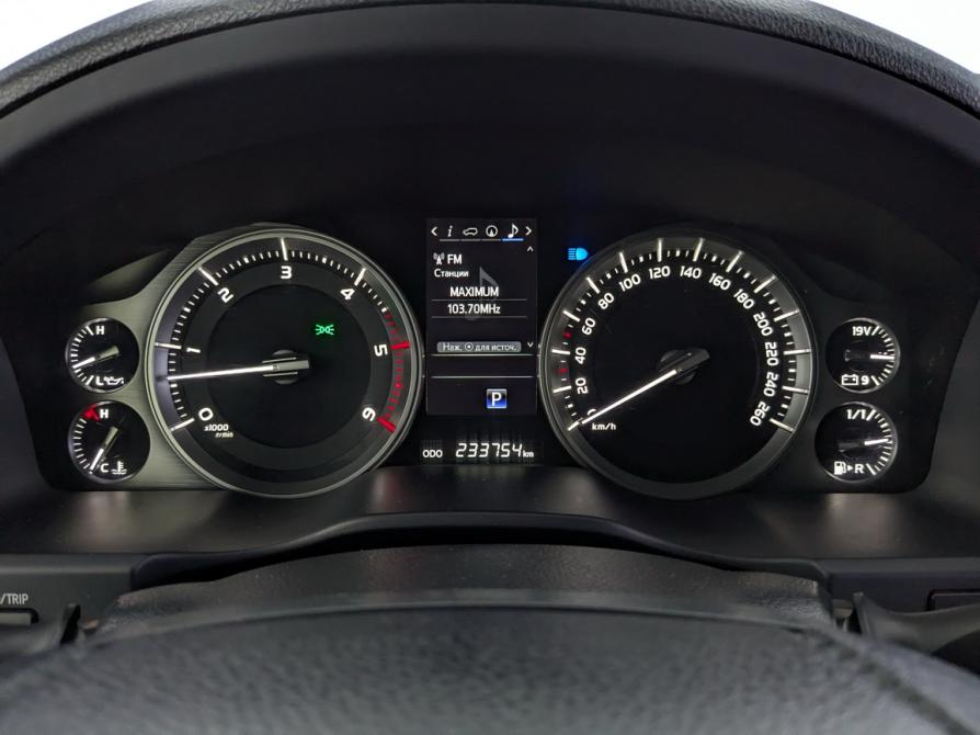 Toyota Land Cruiser 200 Series Рестайлинг 2 Москва  - изображение 13