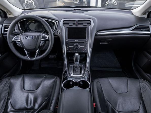 Ford Mondeo V с пробегом 2016 года, цена 1 130 000 рублей, 156600 км, седан, Автокод Объявления