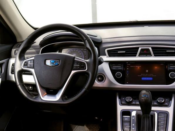 Geely Atlas I с пробегом 2019 года, цена 1 380 000 рублей, 218500 км, внедорожник, Автокод Объявления