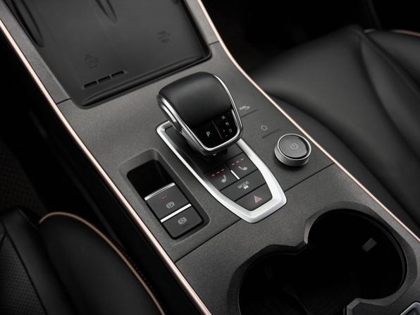 Omoda C5 I с пробегом 2023 года, цена 1 774 000 рублей, 48700 км, внедорожник, Автокод Объявления