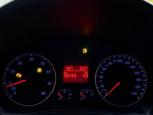 Volkswagen Golf V с пробегом 2004 года, цена 399 000 рублей, 282152 км, хэтчбек, Автокод Объявления