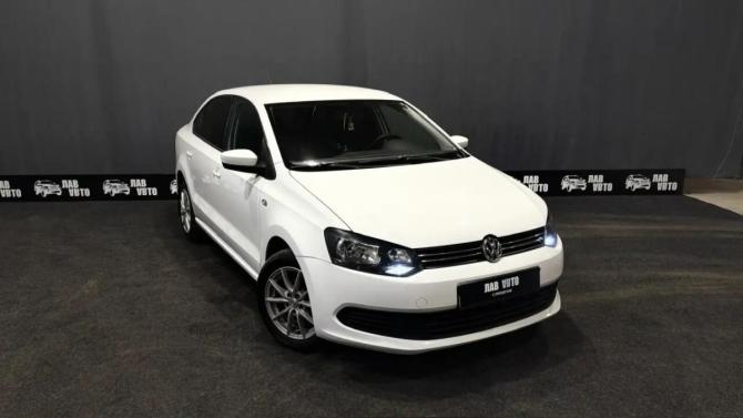 Volkswagen Polo V с пробегом 2015 года, цена 810 000 рублей, 170020 км, седан, Автокод Объявления