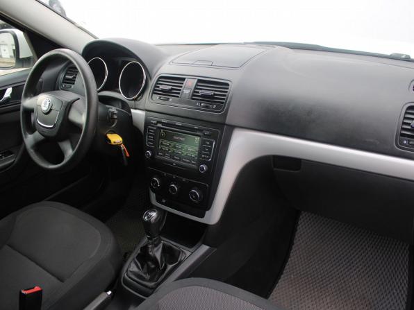 Skoda Yeti I с пробегом 2013 года, цена 649 000 рублей, 212189 км, внедорожник, Автокод Объявления
