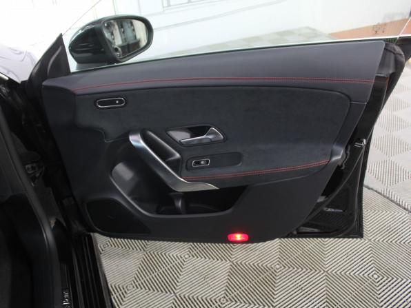 Mercedes-Benz CLA II (C118 X118) с пробегом 2020 года, цена 4 135 000 рублей, 2671 км, седан, Автокод Объявления