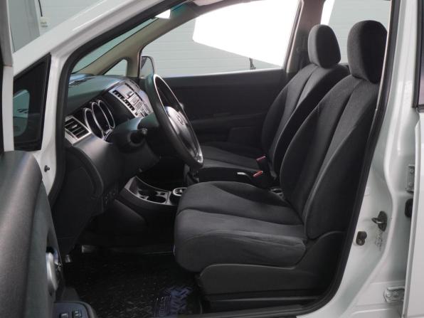Nissan Tiida I Рестайлинг с пробегом 2011 года, цена 574 000 рублей, 246321 км, хэтчбек, Автокод Объявления