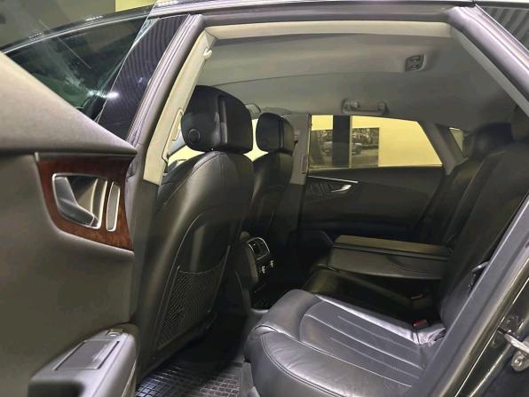 Audi A7 I (4G) с пробегом 2010 года, цена 1 199 000 рублей, 277232 км, лифтбек, Автокод Объявления