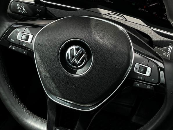 Volkswagen Passat B8 с пробегом 2019 года, цена 2 497 500 рублей, 55982 км, седан, Автокод Объявления