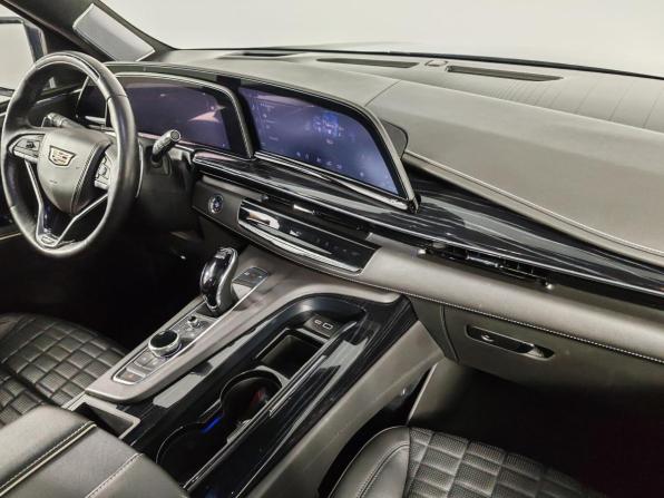 Cadillac Escalade-V I с пробегом 2023 года, цена 15 999 000 рублей, 87037 км, внедорожник, Автокод Объявления