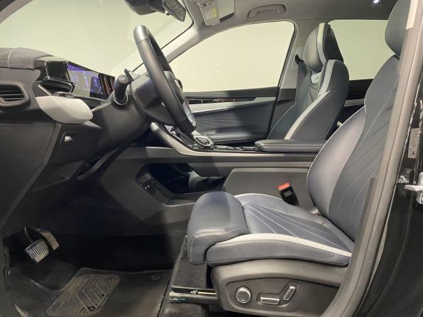 Geely Atlas II с пробегом 2023 года, цена 2 300 000 рублей, 58949 км, внедорожник, Автокод Объявления