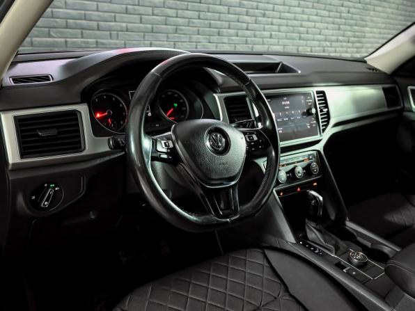 Volkswagen Teramont I с пробегом 2019 года, цена 2 450 000 рублей, 176130 км, внедорожник, Автокод Объявления