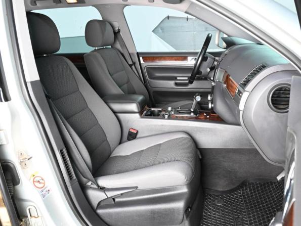 Volkswagen Touareg I Рестайлинг с пробегом 2008 года, цена 1 189 000 рублей, 280361 км, внедорожник, Автокод Объявления