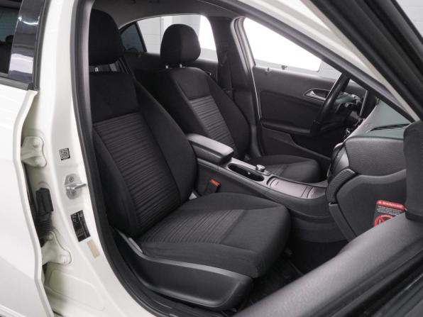 Mercedes-Benz A-Класс III (W176) с пробегом 2015 года, цена 1 399 000 рублей, 141581 км, хэтчбек, Автокод Объявления