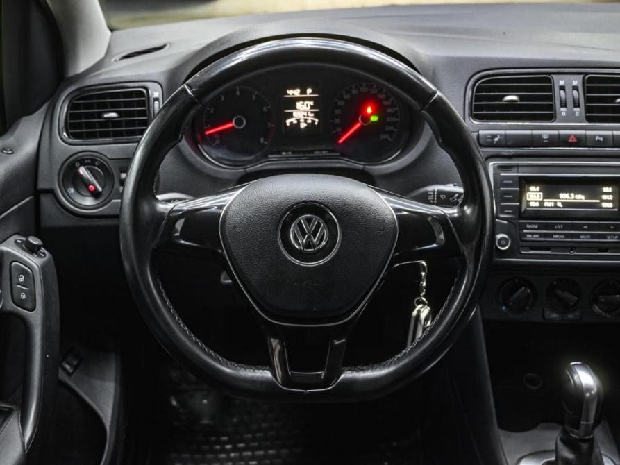 Volkswagen Polo V Рестайлинг Челябинск  - изображение 18