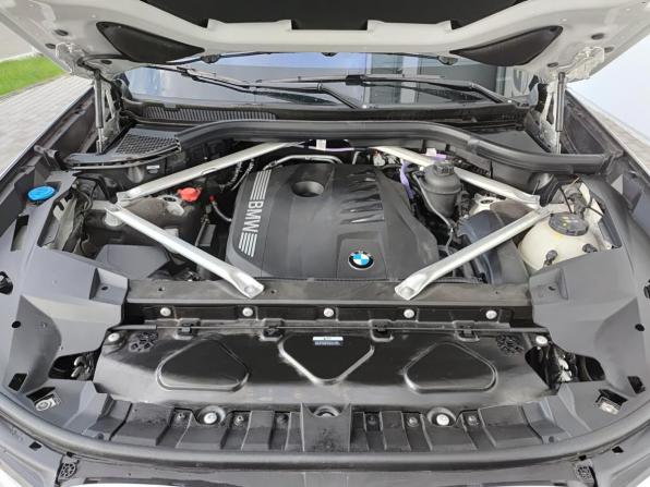BMW X7 I (G07) Рестайлинг с пробегом 2025 года, цена 15 500 000 рублей, 18460 км, внедорожник, Автокод Объявления