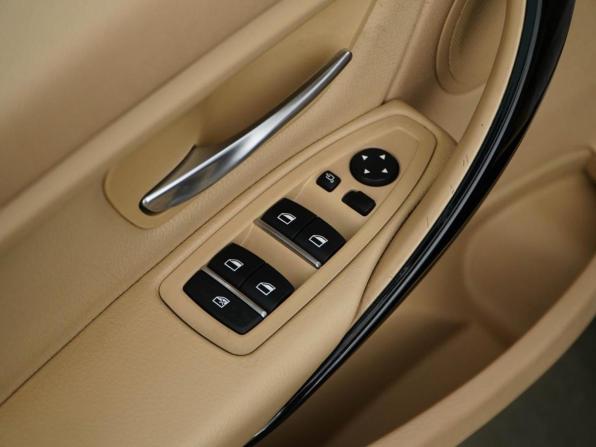 BMW 3 серии VI (F3x) Рестайлинг с пробегом 2015 года, цена 1 699 444 рубля, 126907 км, седан, Автокод Объявления
