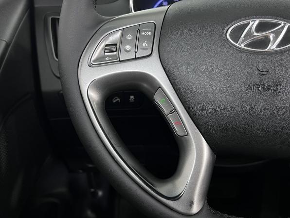 Hyundai ix35 I Рестайлинг с пробегом 2015 года, цена 1 450 000 рублей, 170650 км, внедорожник, Автокод Объявления