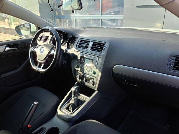 Volkswagen Jetta VI Рестайлинг с пробегом 2016 года, цена 1 277 500 рублей, 136904 км, седан, Автокод Объявления