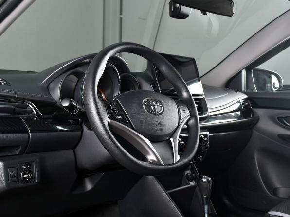 Toyota Yaris XP150 Рестайлинг с пробегом 2022 года, цена 1 794 995 рублей, 26239 км, хэтчбек, Автокод Объявления