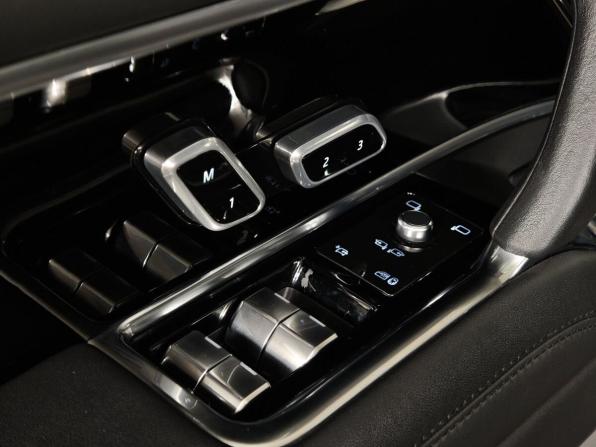 Land Rover Range Rover V с пробегом 2024 года, цена 15 600 000 рублей, 48735 км, внедорожник, Автокод Объявления