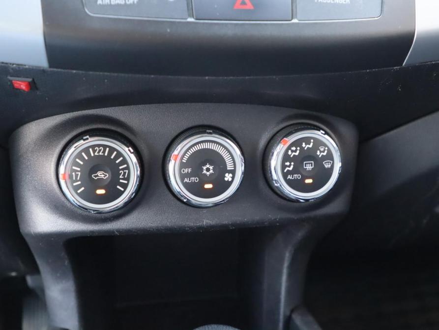 Mitsubishi Outlander II Рестайлинг Санкт-Петербург  - изображение 17