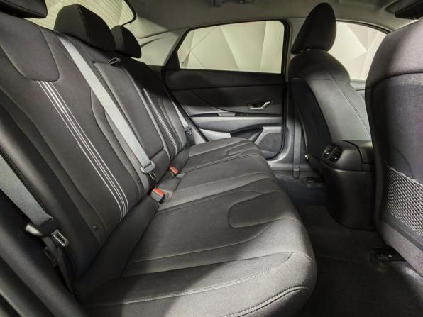 Hyundai Elantra VII (CN7) с пробегом 2022 года, цена 2 065 000 рублей, 92560 км, седан, Автокод Объявления