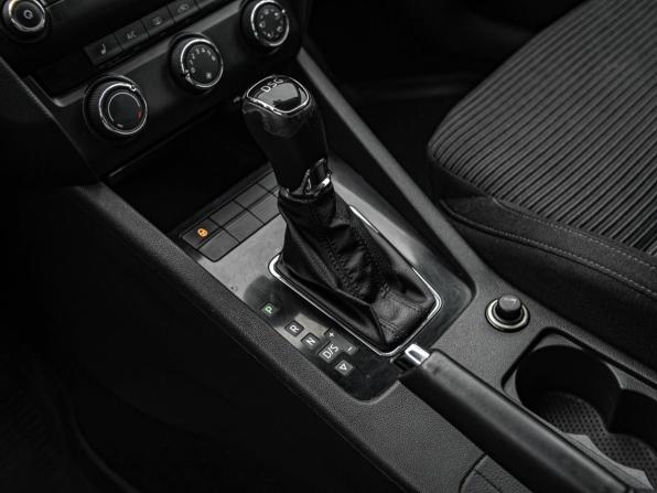 Skoda Octavia III (A7) с пробегом 2015 года, цена 1 085 000 рублей, 163519 км, лифтбек, Автокод Объявления
