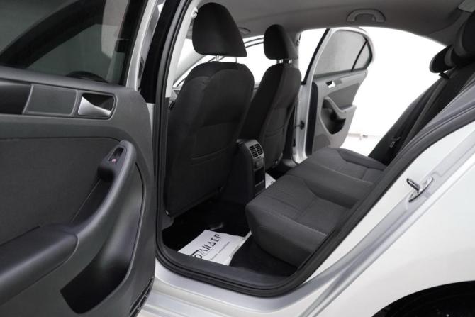 Volkswagen Jetta VI с пробегом 2013 года, цена 549 000 рублей, 132342 км, седан, Автокод Объявления