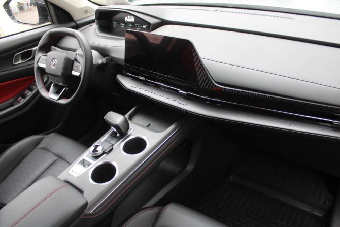 Changan UNI-S (CS55 Plus) с пробегом 2024 года, цена 2 345 000 рублей, 6749 км, внедорожник, Автокод Объявления