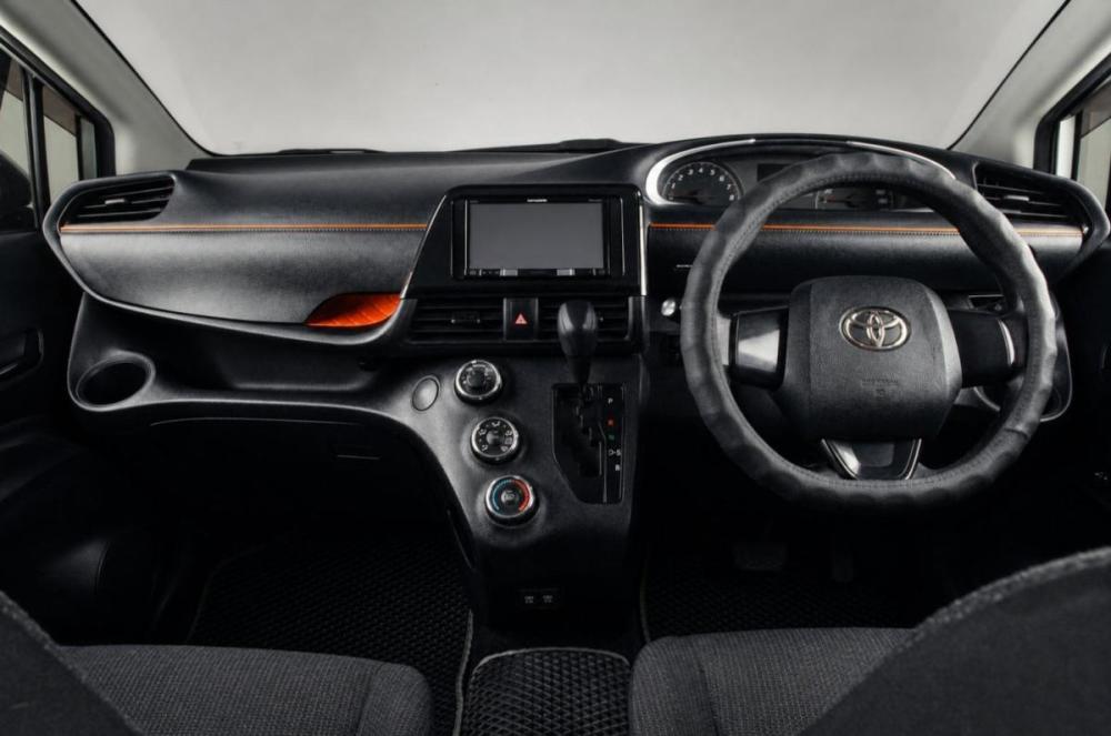 Toyota Sienta II Рестайлинг Челябинск  - изображение 10