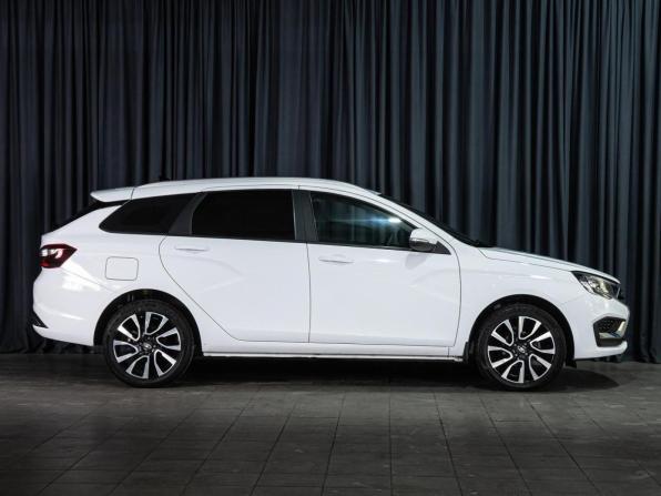 Lada (ВАЗ) Vesta I Рестайлинг (NG) с пробегом 2024 года, цена 1 389 000 рублей, 53370 км, универсал, Автокод Объявления