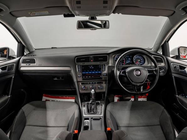 Volkswagen Golf VII с пробегом 2013 года, цена 950 000 рублей, 167480 км, универсал, Автокод Объявления