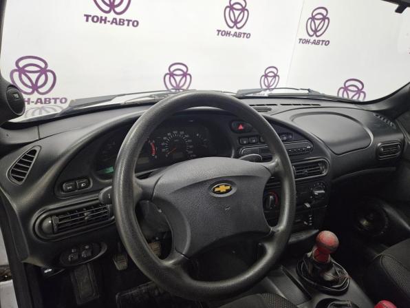 Chevrolet Niva I с пробегом 2008 года, цена 227 000 рублей, 230505 км, внедорожник, Автокод Объявления