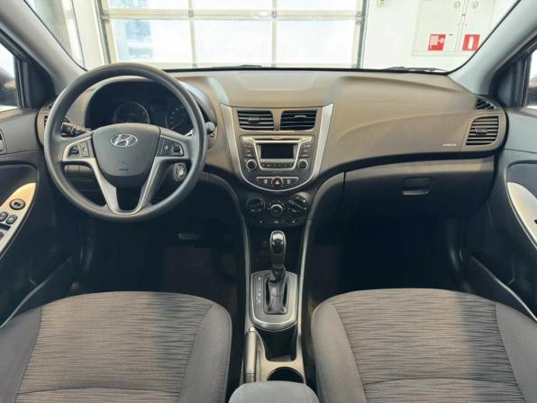 Hyundai Solaris I Рестайлинг с пробегом 2015 года, цена 1 130 000 рублей, 90580 км, седан, Автокод Объявления