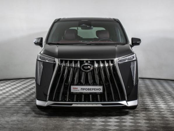 GAC Trumpchi M8 II с пробегом 2023 года, цена 3 990 000 рублей, 29900 км, минивэн, Автокод Объявления