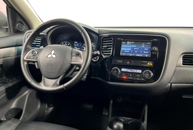 Mitsubishi Outlander III с пробегом 2012 года, цена 975 000 рублей, 253003 км, внедорожник, Автокод Объявления