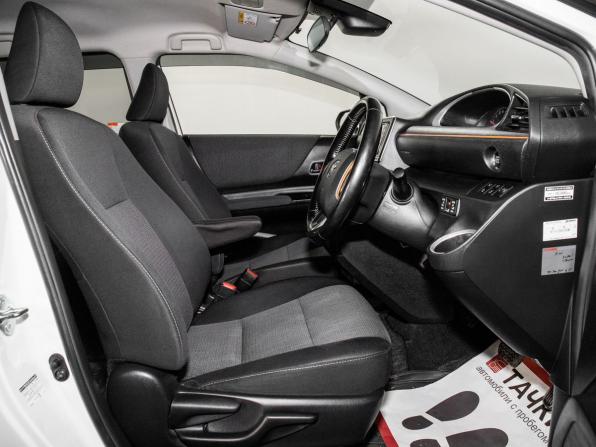 Toyota Sienta II Рестайлинг с пробегом 2020 года, цена 1 400 500 рублей, 74751 км, компактвэн, Автокод Объявления