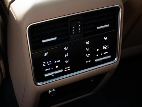 Porsche Cayenne III с пробегом 2019 года, цена 5 499 000 рублей, 122805 км, внедорожник, Автокод Объявления