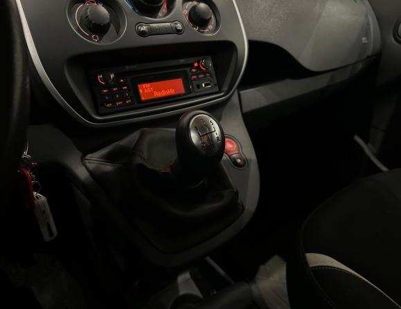 Renault Kangoo II Рестайлинг с пробегом 2014 года, цена 899 000 рублей, 195254 км, минивэн, Автокод Объявления