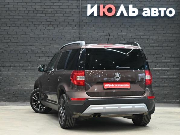 Skoda Yeti I Рестайлинг с пробегом 2014 года, цена 1 220 000 рублей, 195124 км, внедорожник, Автокод Объявления