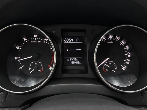 Skoda Yeti I Рестайлинг с пробегом 2017 года, цена 1 565 000 рублей, 158000 км, внедорожник, Автокод Объявления