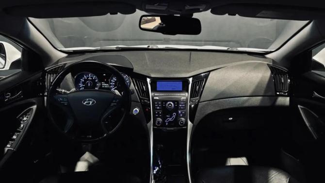 Hyundai Sonata VI (YF) с пробегом 2011 года, цена 949 000 рублей, 158000 км, седан, Автокод Объявления