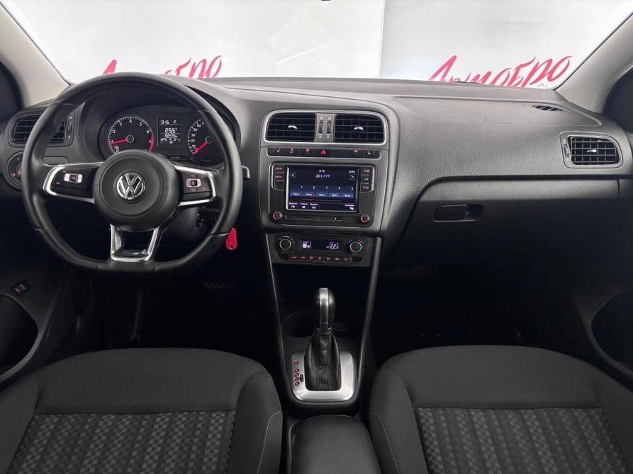 Volkswagen Polo V Рестайлинг Псков  - изображение 9