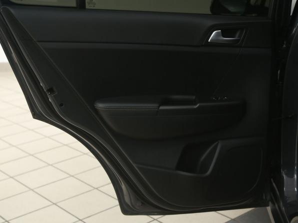 Kia Sportage IV Рестайлинг с пробегом 2019 года, цена 2 164 000 рублей, 109900 км, внедорожник, Автокод Объявления